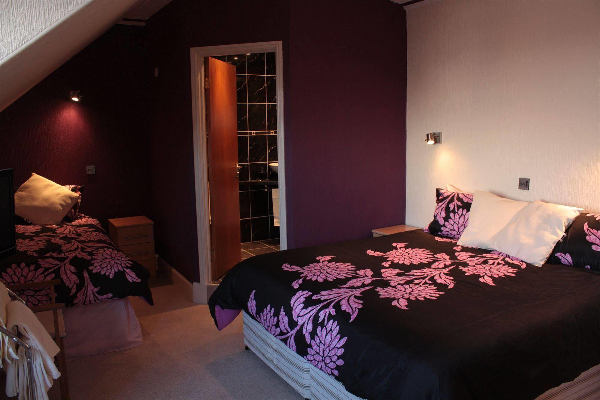 Harbour House Bed & Breakfast - Wick Wick  Exterior photo